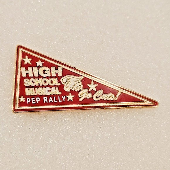 Disney Pin High School Musical Pep Rally Pennant Wildcat Spirit MPFOD 55622-A - Picture 1 of 2